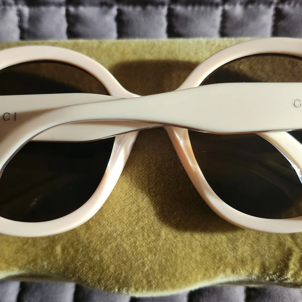 Gucci Cream Round Sunglasses - Picture 5 of 8